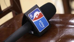 亚马逊Prime转播黄蜂对热火附加赛最后30秒故障引发球迷不满