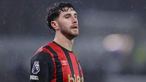 塞内西6月30日合同到期将成自由球员 28岁中卫进入夏窗选择期