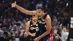 埃文·莫布里谈骑士126比113击败猛龙首战：我们在正确时间达到巅峰