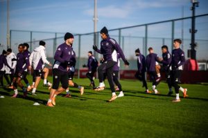 曼联备战布伦特福德再遇后防减员 约罗周四缺训马奎尔预计可出战