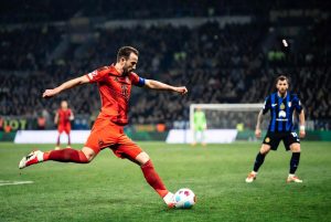 五大联赛单赛季纪录盘点：凯恩冲击莱万41球，迪马尔科接近助攻新高