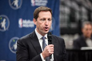 森林狼拟与蒂姆·康奈利谈长期续约 小牛将其列入总经理人选范围