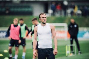 世界杯与英超多条动态更新：48队前景、切尔西亏损、马奎尔遭FA指控