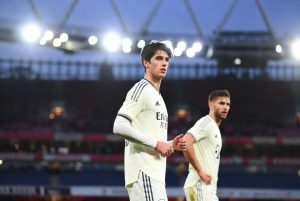 阿森纳计划留住卡拉菲奥里 皇马瞄准拜仁边锋奥利塞