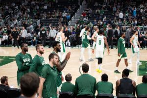 雄鹿伤病满营迎战凯尔特人 字母哥等多人缺阵